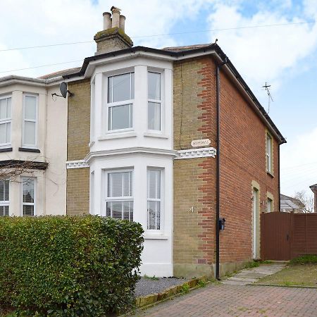 Dovedale Villa Ryde  Exterior photo